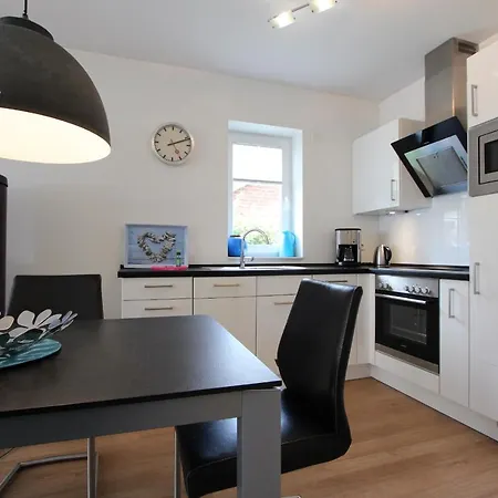 Holiday home Haus Strandgut